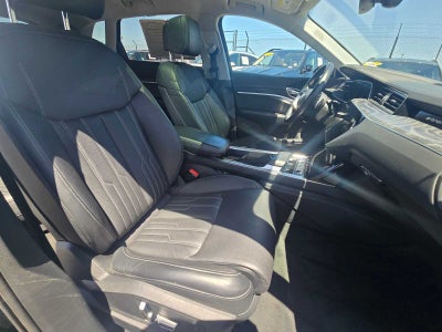 2024 Audi Q8 e-tron Prestige