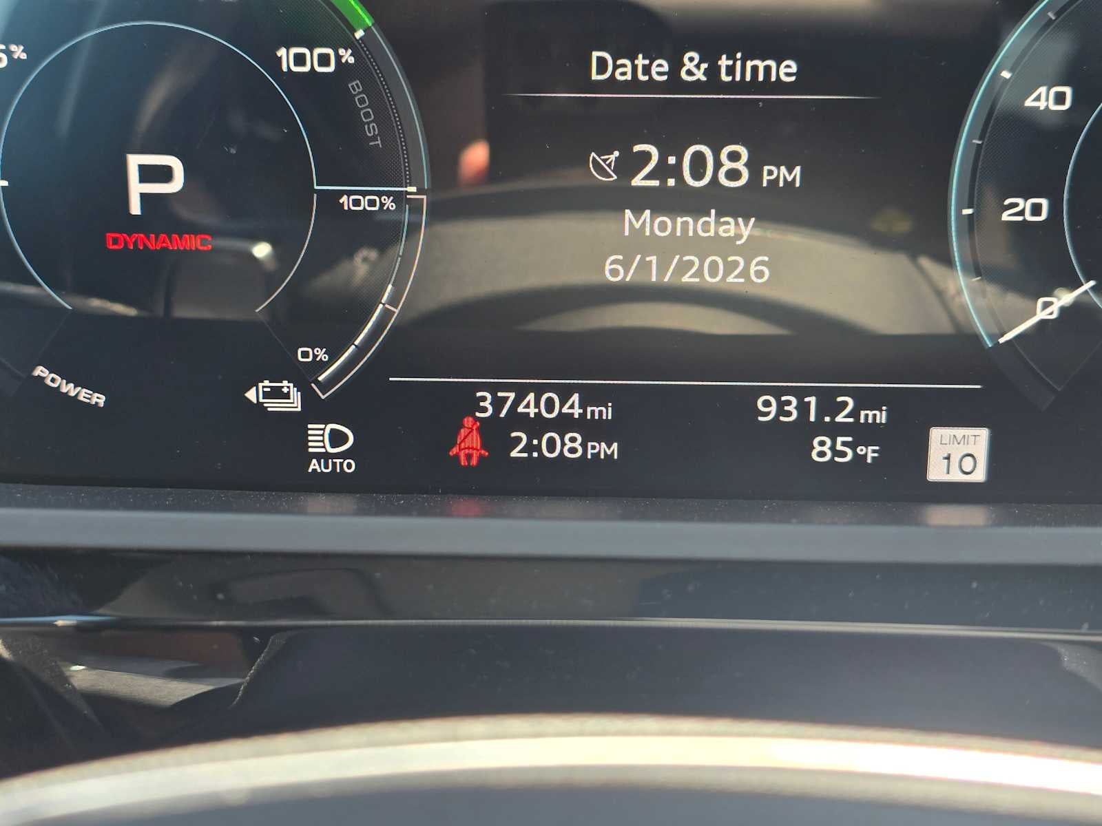 2024 Audi Q8 e-tron Prestige