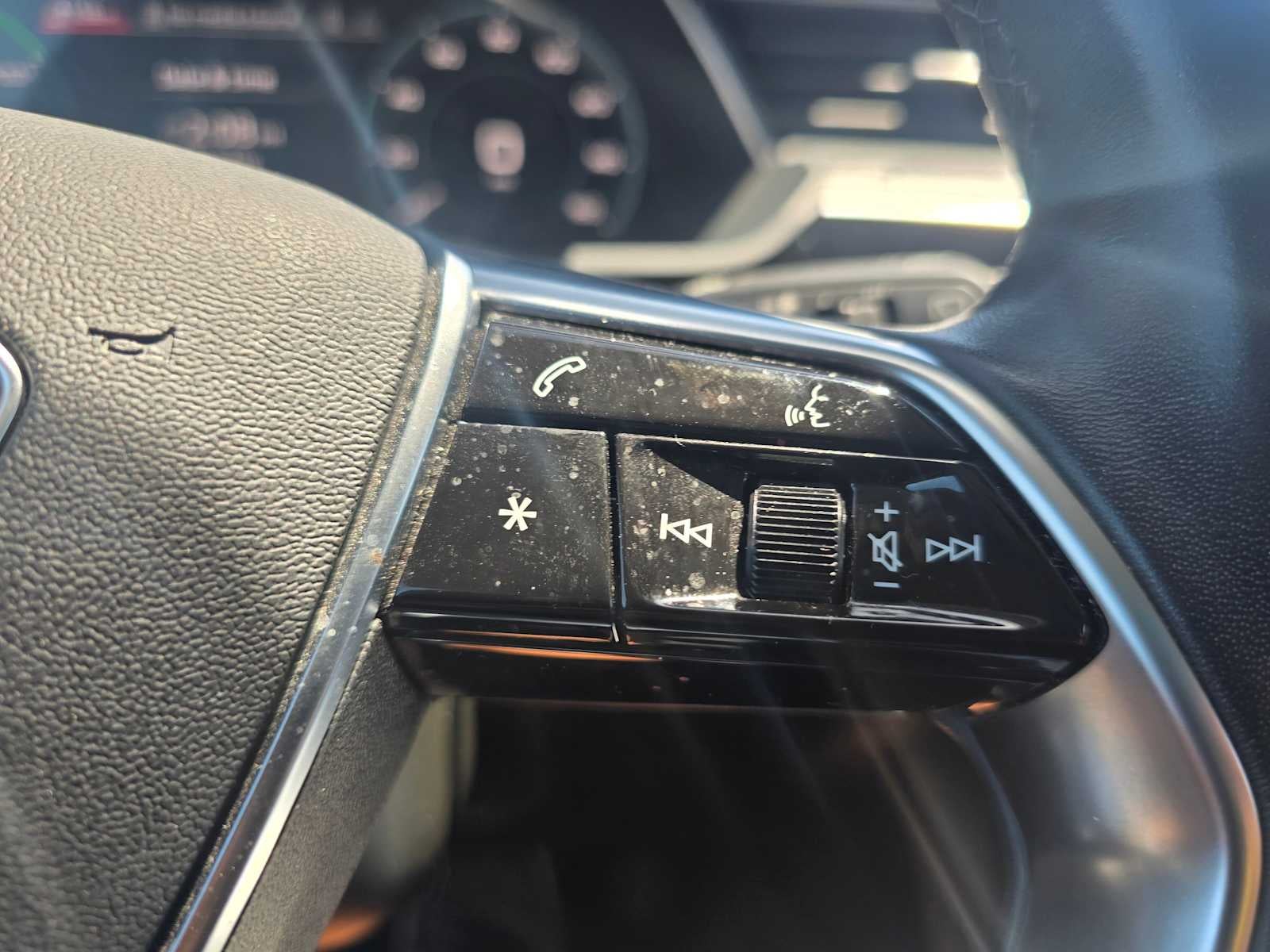 2024 Audi Q8 e-tron Prestige