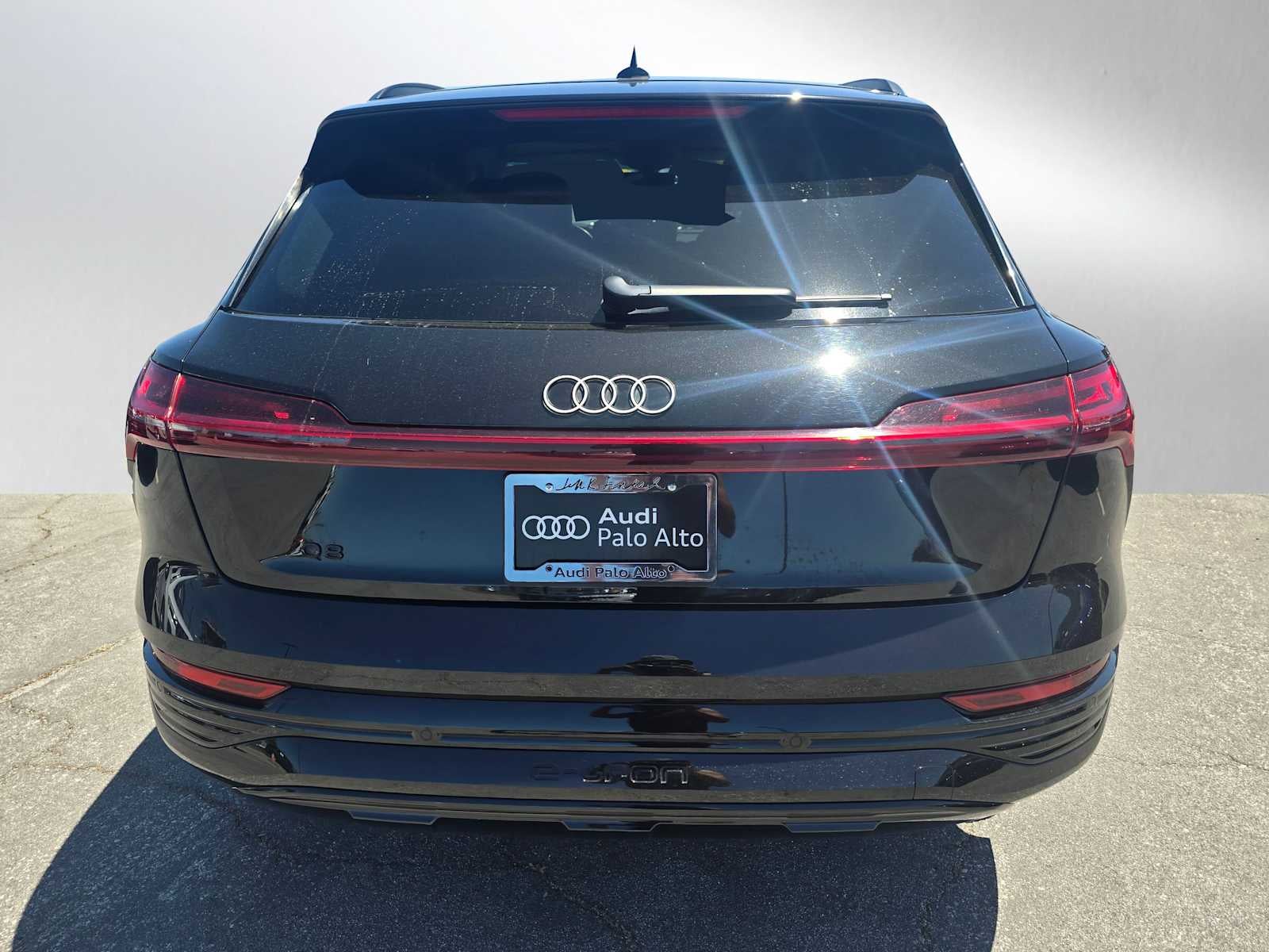 2024 Audi Q8 e-tron Prestige