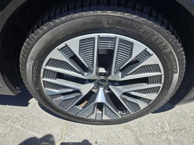 2024 Audi Q8 e-tron Prestige
