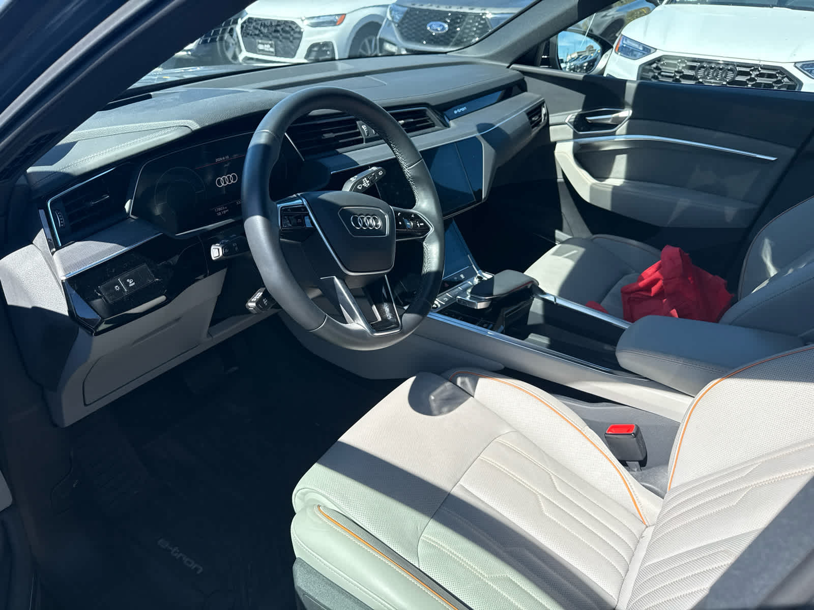 2024 Audi Q8 e-tron Prestige