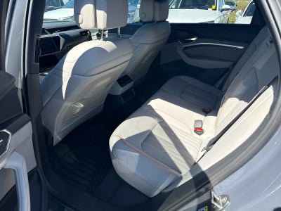 2024 Audi Q8 e-tron Prestige