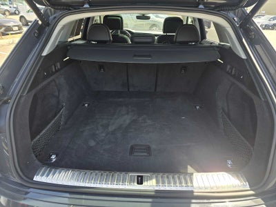 2024 Audi Q8 e-tron Prestige