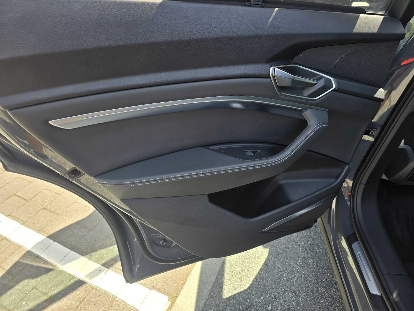 2024 Audi Q8 e-tron Prestige