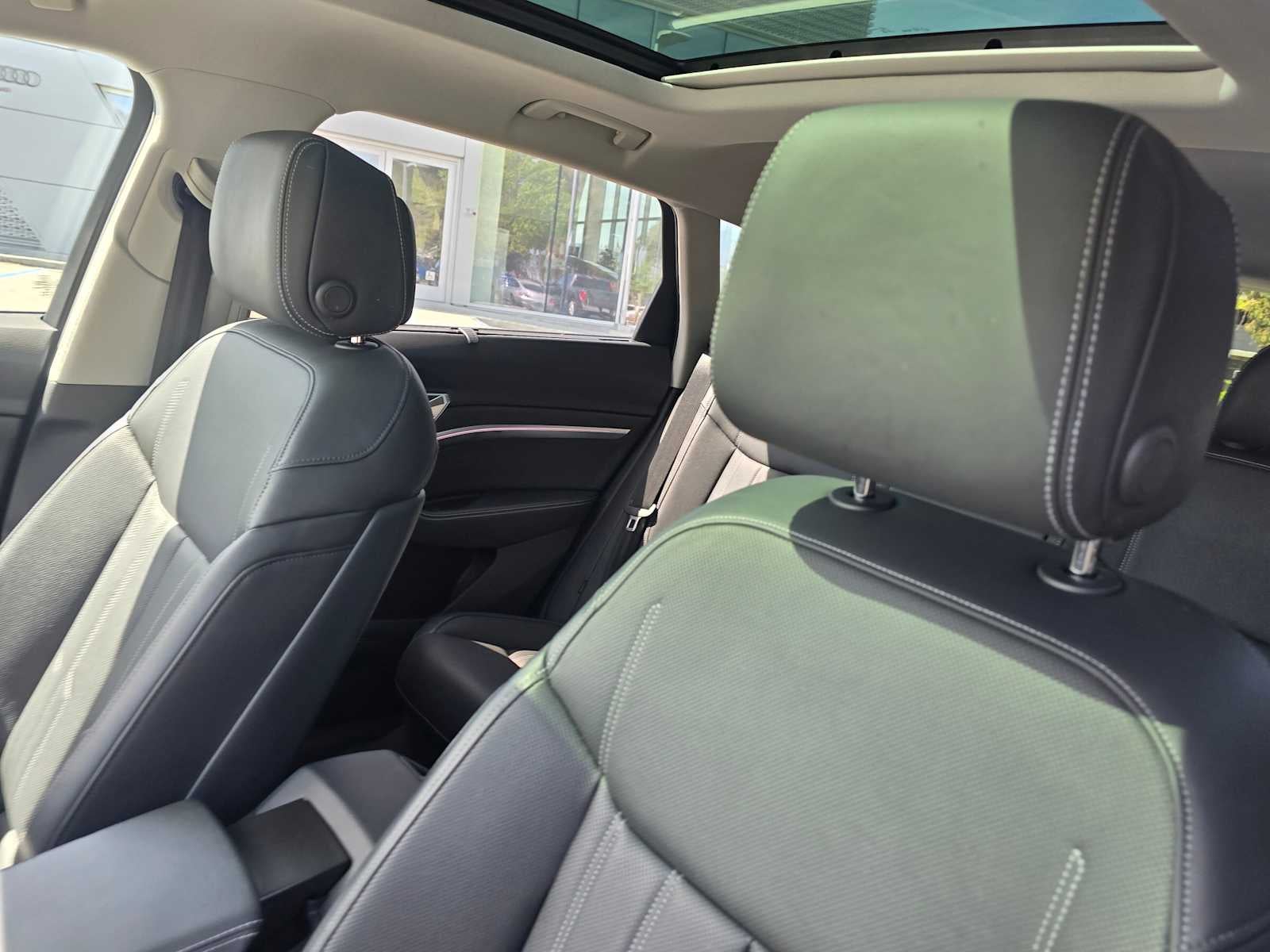 2024 Audi Q8 e-tron Prestige