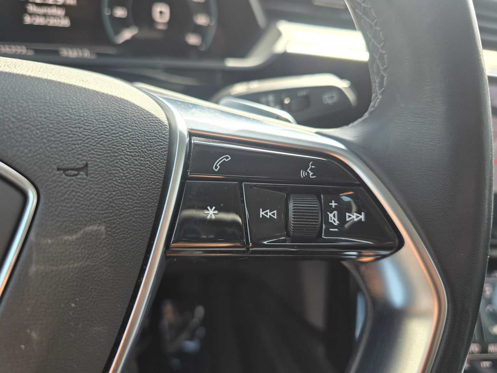 2024 Audi Q8 e-tron Prestige