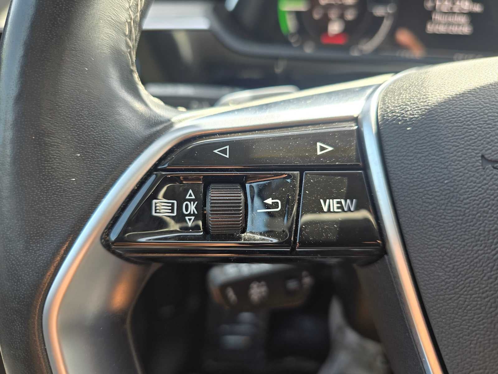 2024 Audi Q8 e-tron Prestige