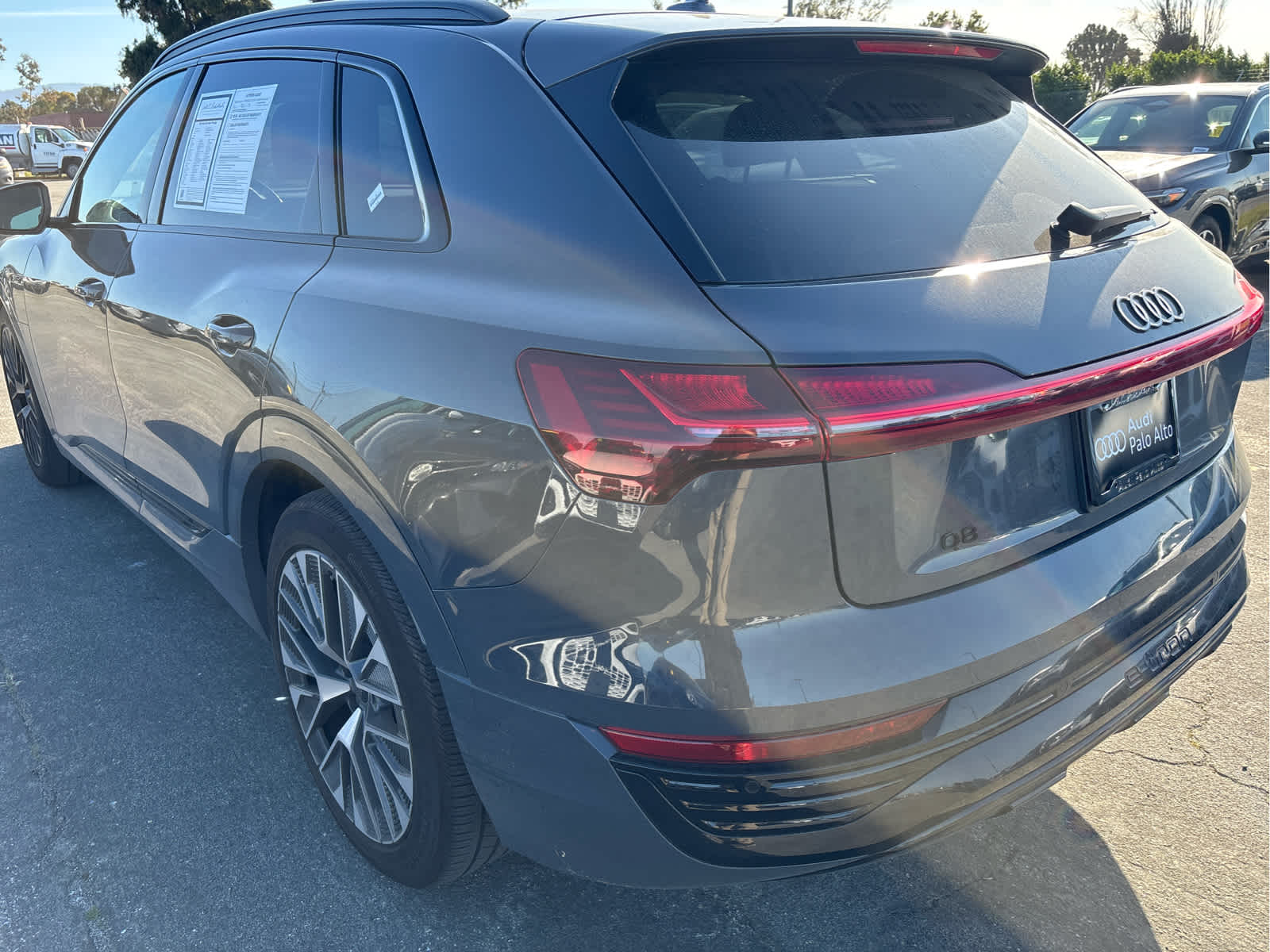 2024 Audi Q8 e-tron Prestige