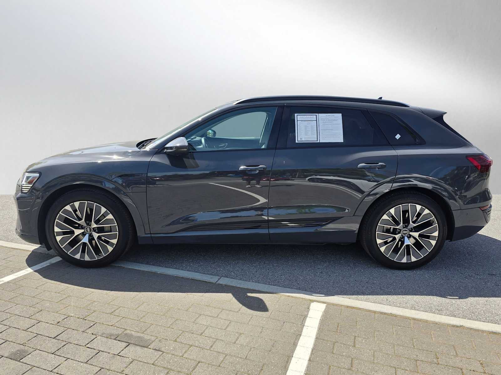 2024 Audi Q8 e-tron Prestige