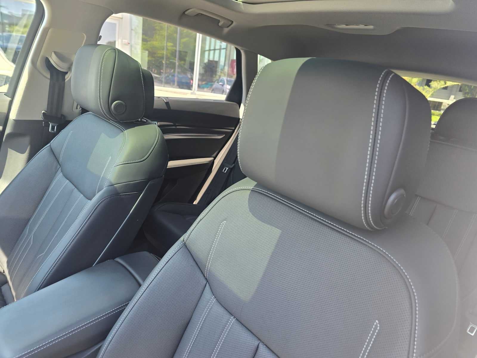 2024 Audi Q8 e-tron Prestige