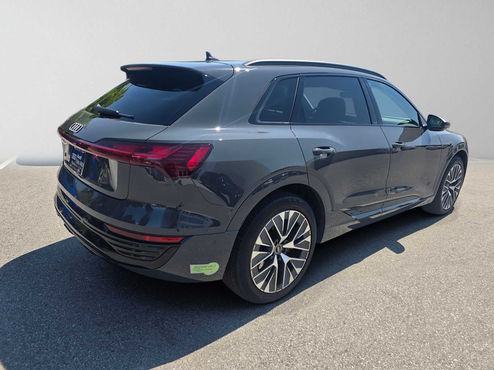2024 Audi Q8 e-tron Prestige