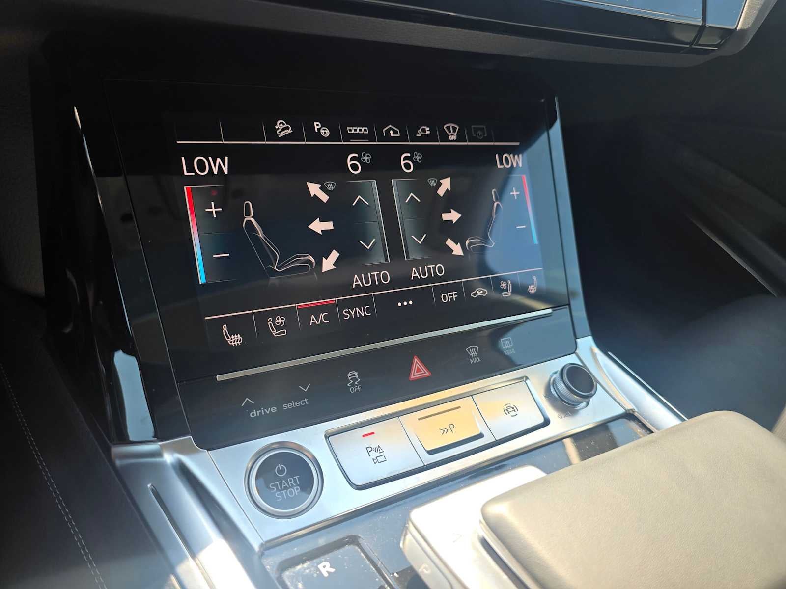 2024 Audi Q8 e-tron Prestige