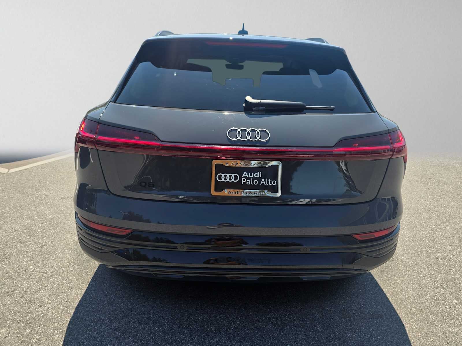 2024 Audi Q8 e-tron Prestige