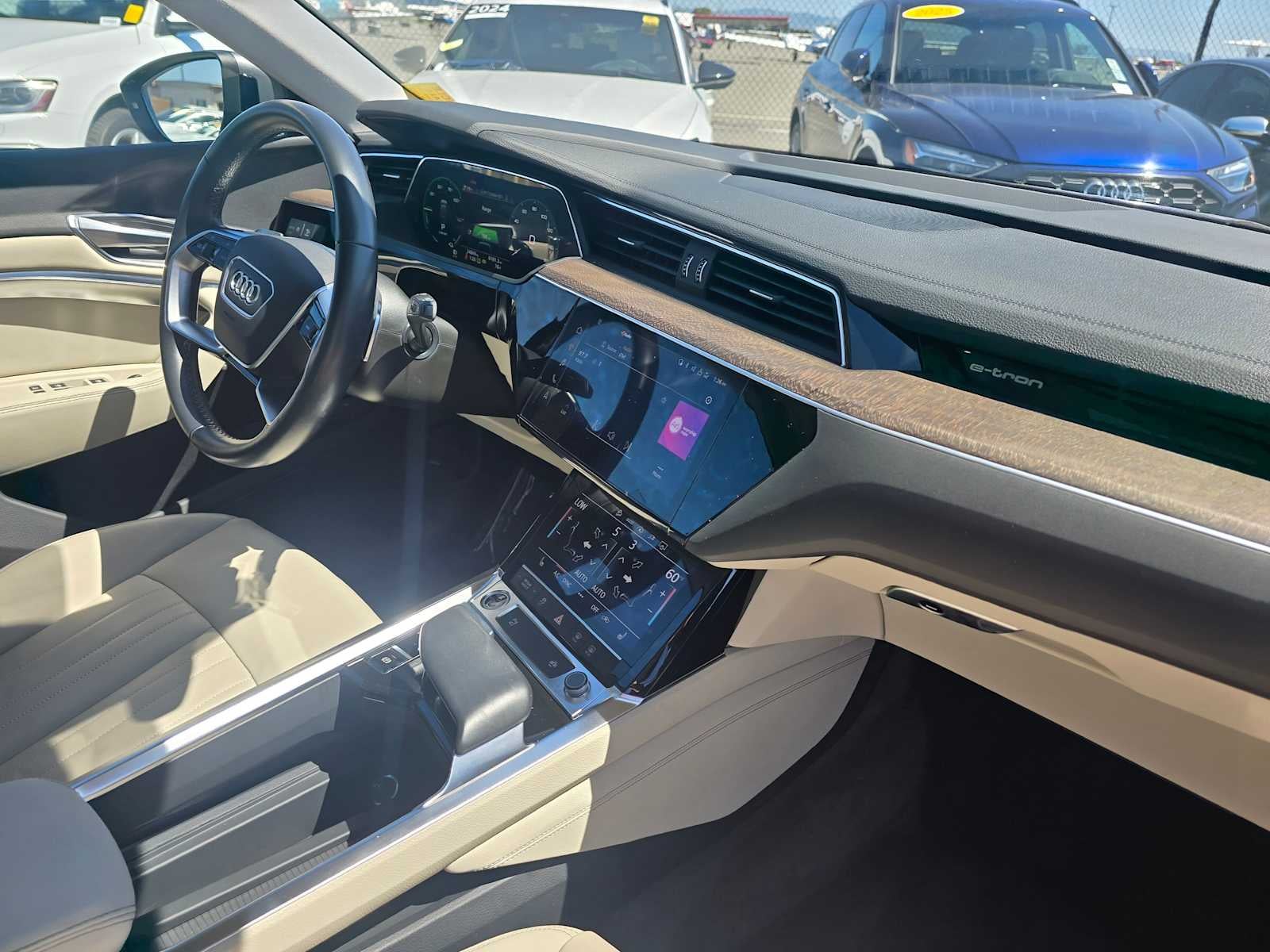 2023 Audi e-tron Premium