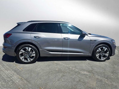 2023 Audi e-tron Premium