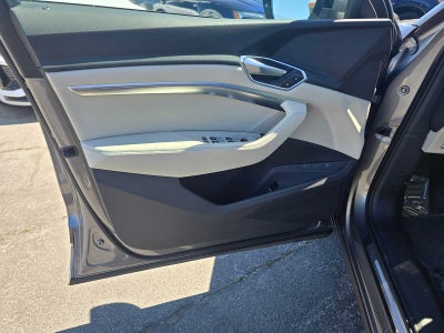 2023 Audi e-tron Premium