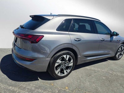 2023 Audi e-tron Premium