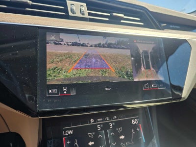 2023 Audi e-tron Premium