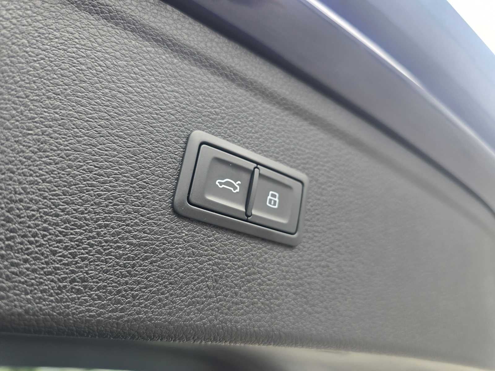 2023 Audi Q5 Premium
