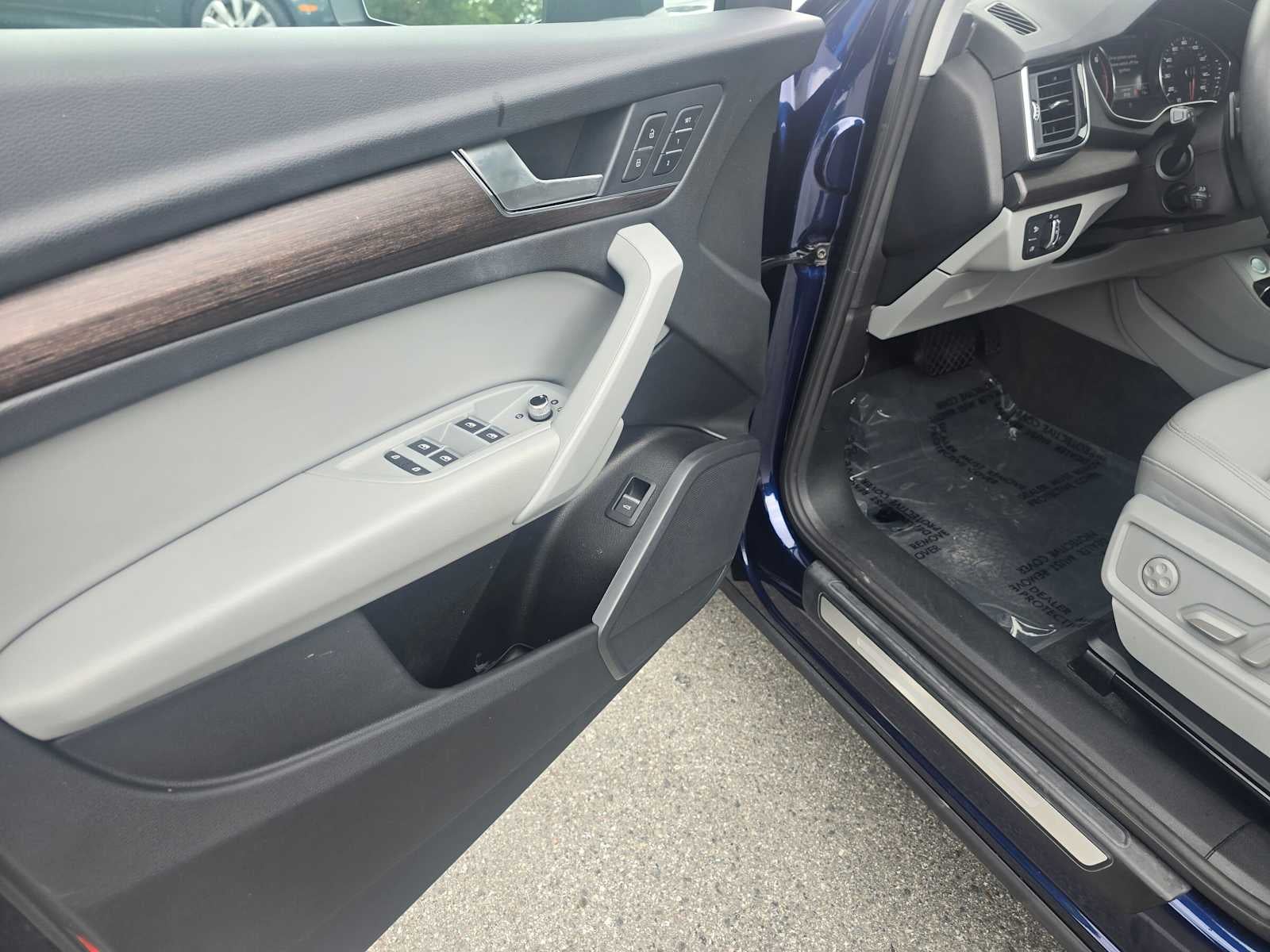 2023 Audi Q5 Premium