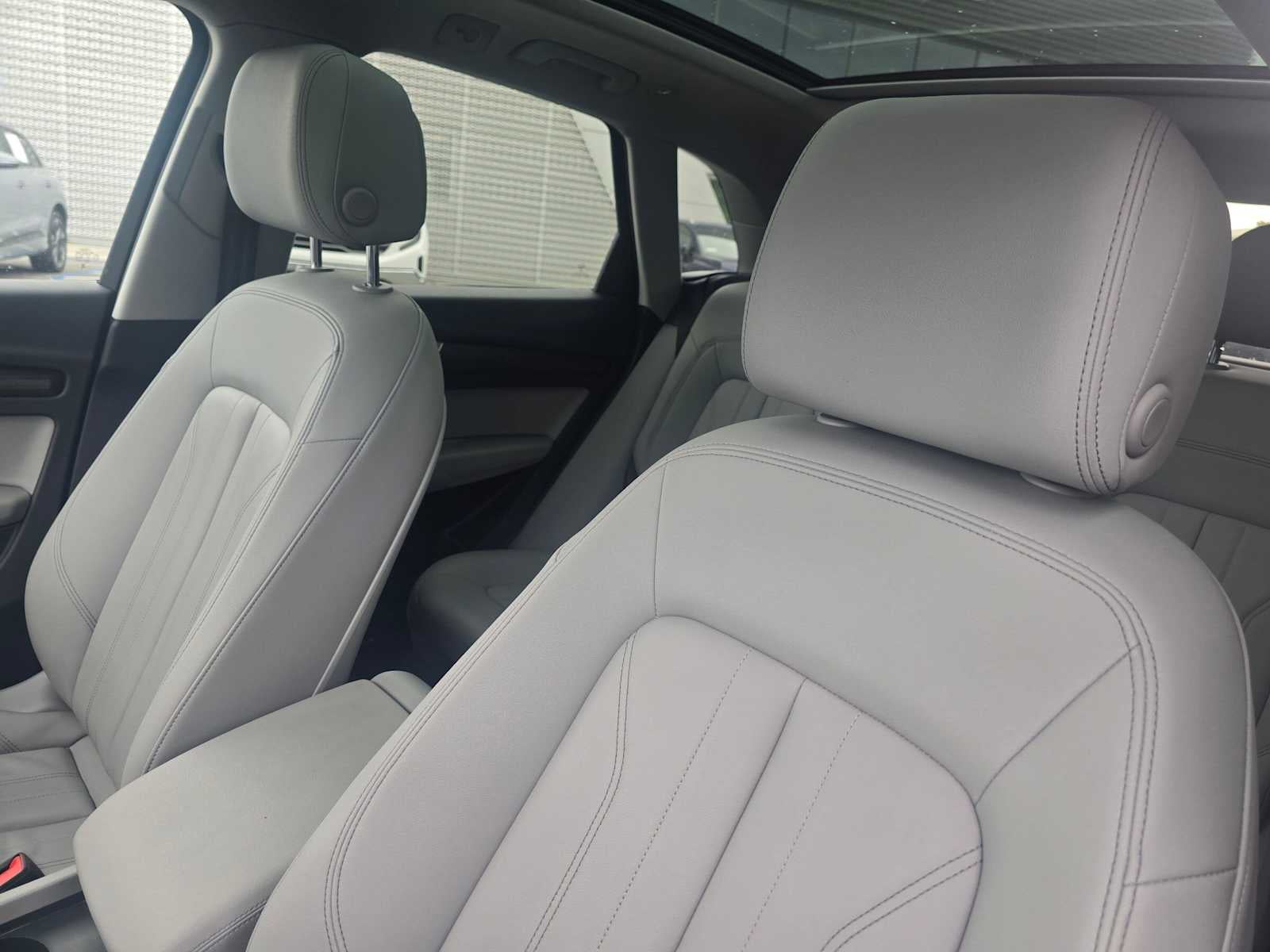 2023 Audi Q5 Premium