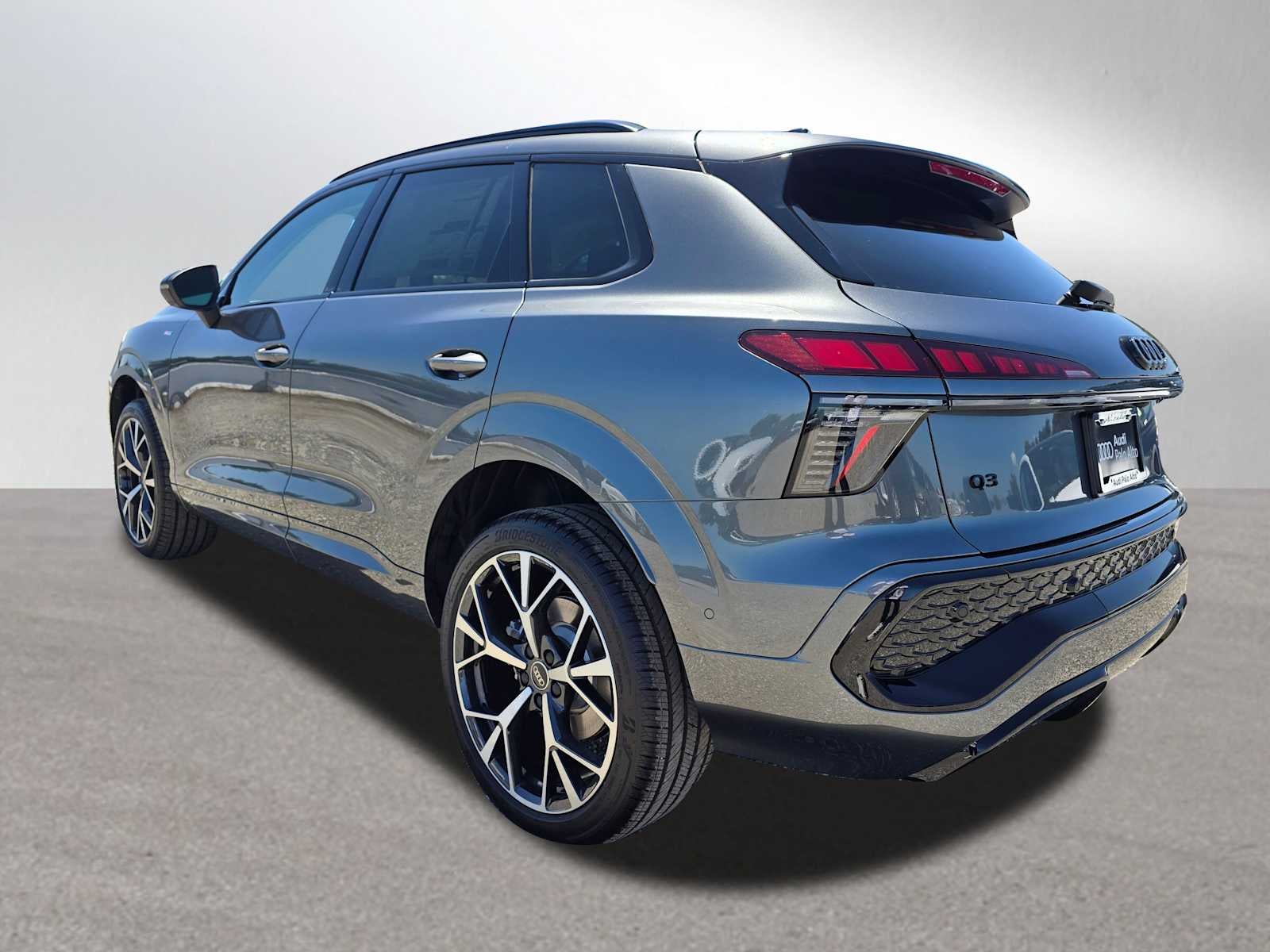 2026 Audi Q3 S line