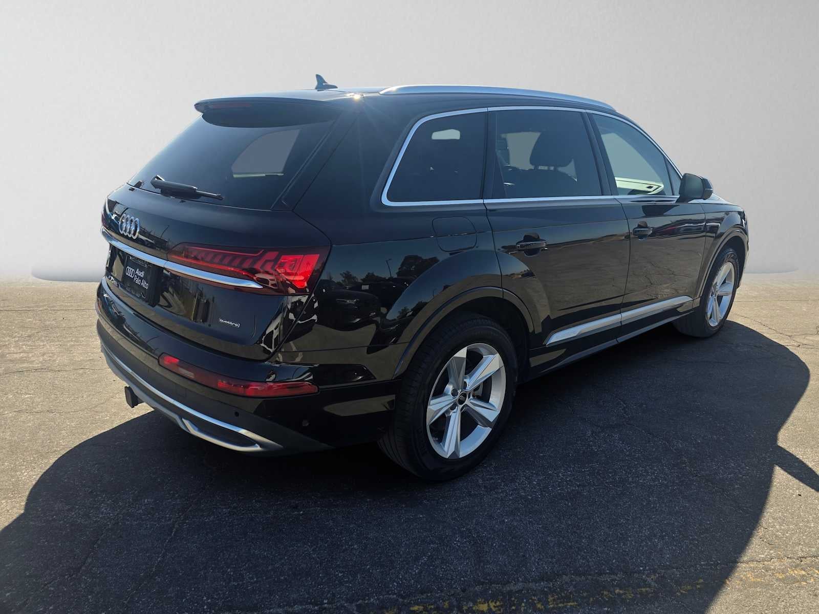 2023 Audi Q7 Premium