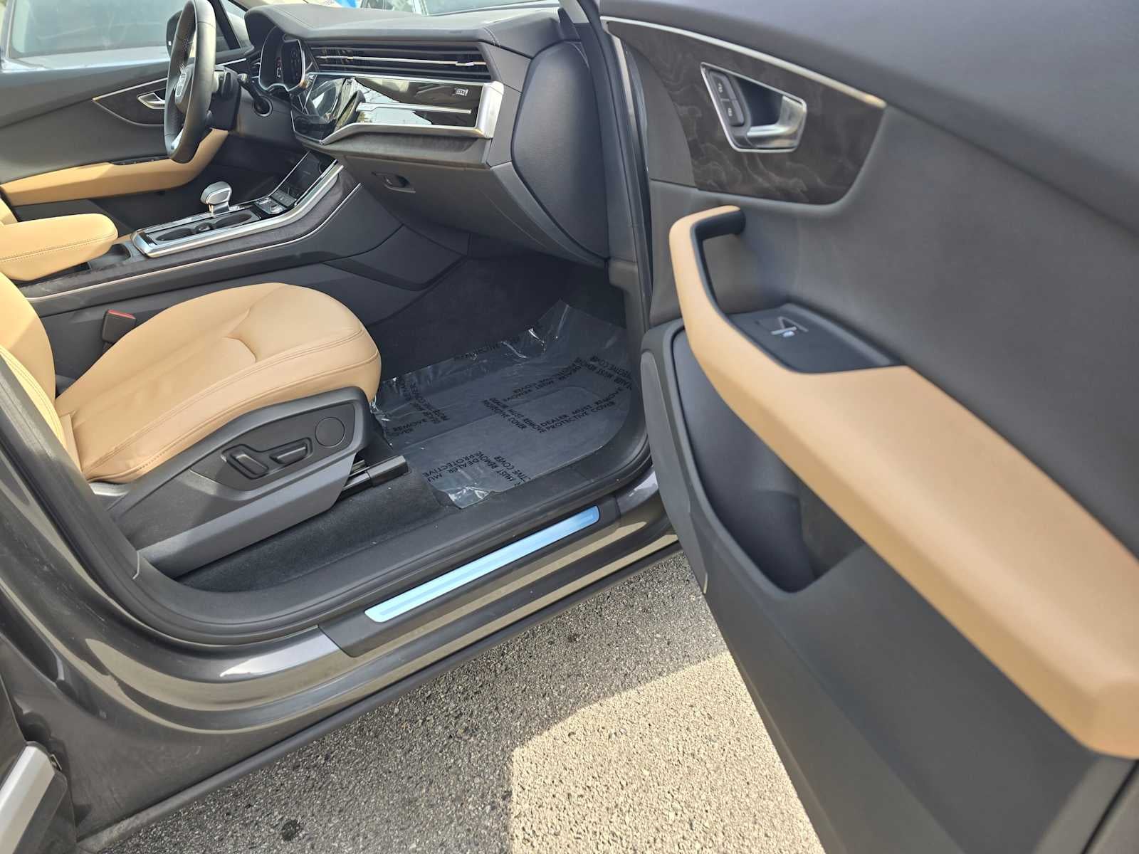 2025 Audi Q7 Premium