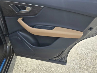 2025 Audi Q7 Premium