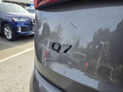 2025 Audi Q7 Premium