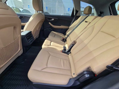 2025 Audi Q7 Premium