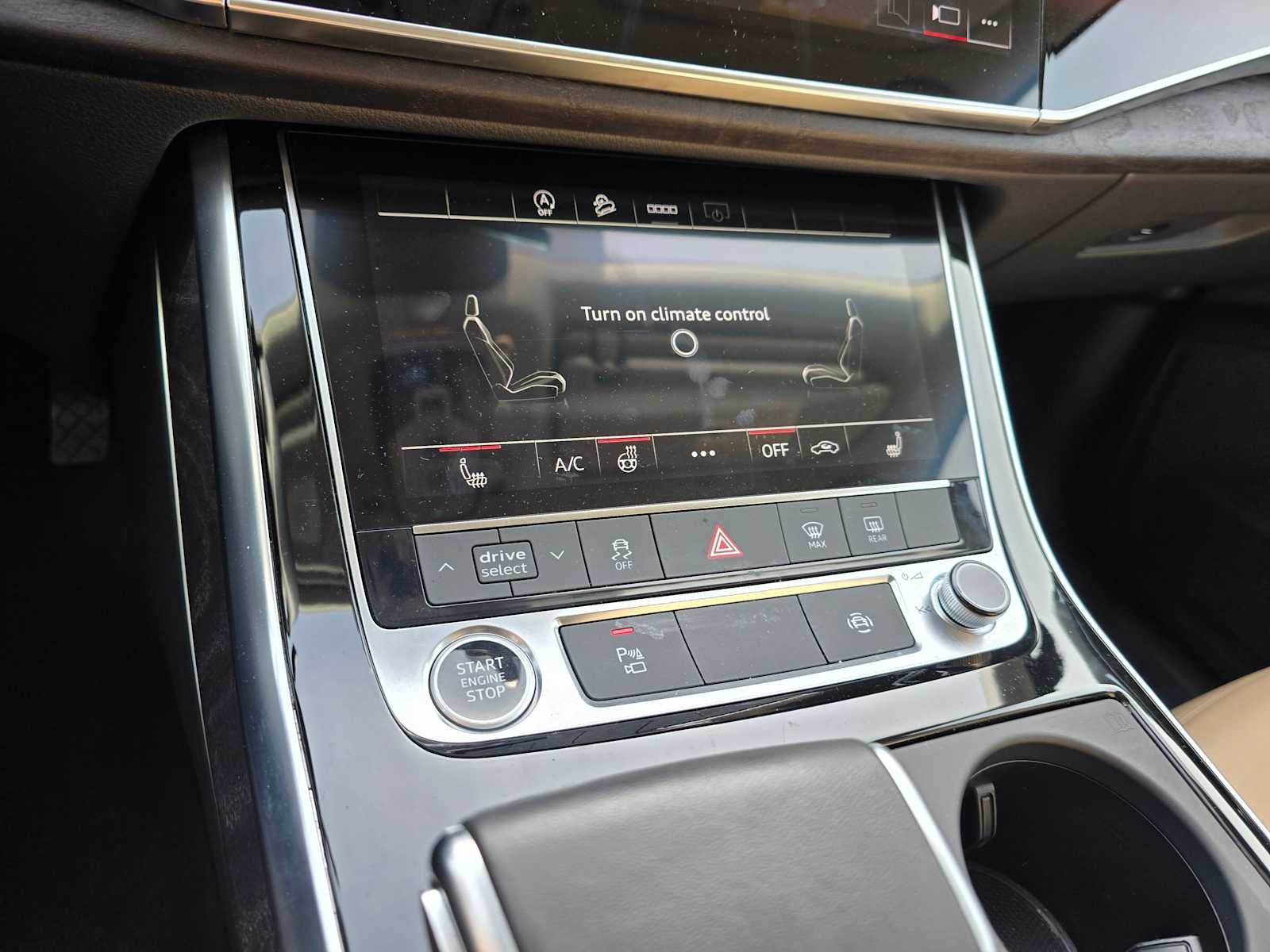 2025 Audi Q7 Premium