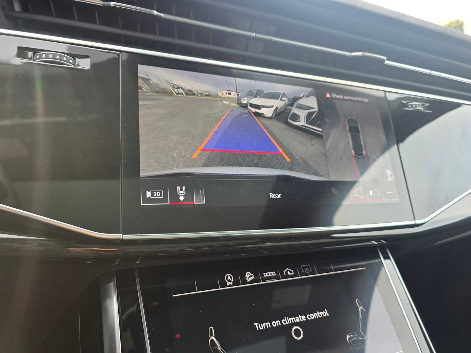 2024 Audi Q7 Premium