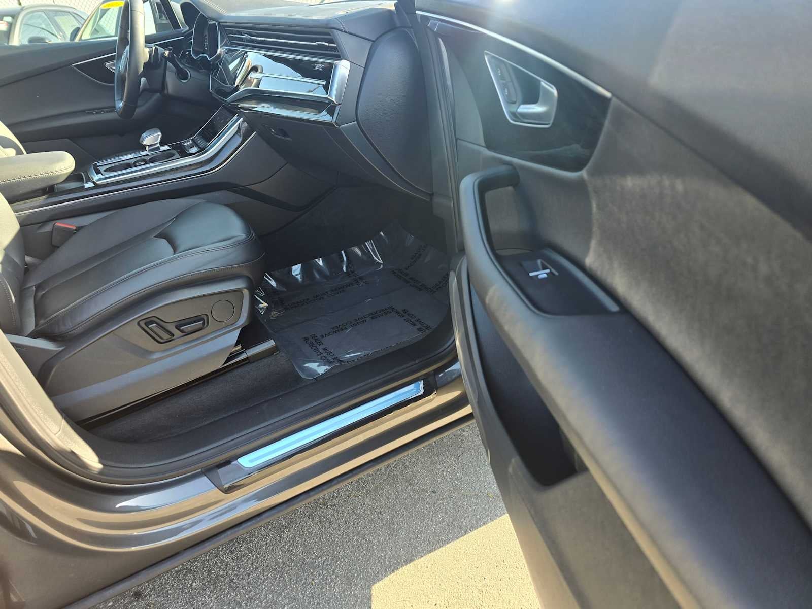 2024 Audi Q7 Premium