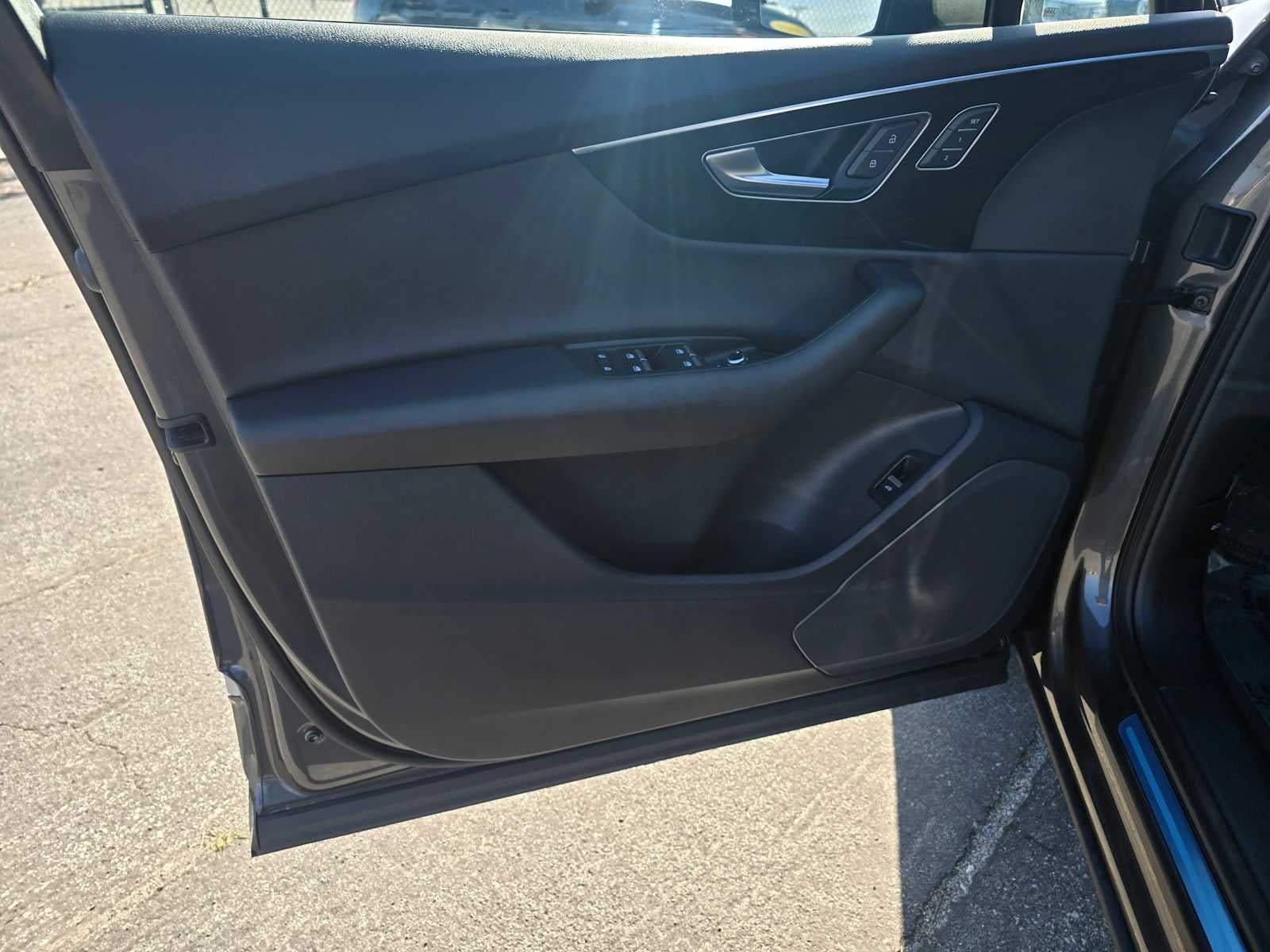 2024 Audi Q7 Premium