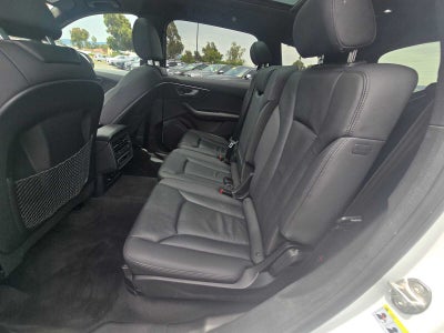 2023 Audi Q7 Premium