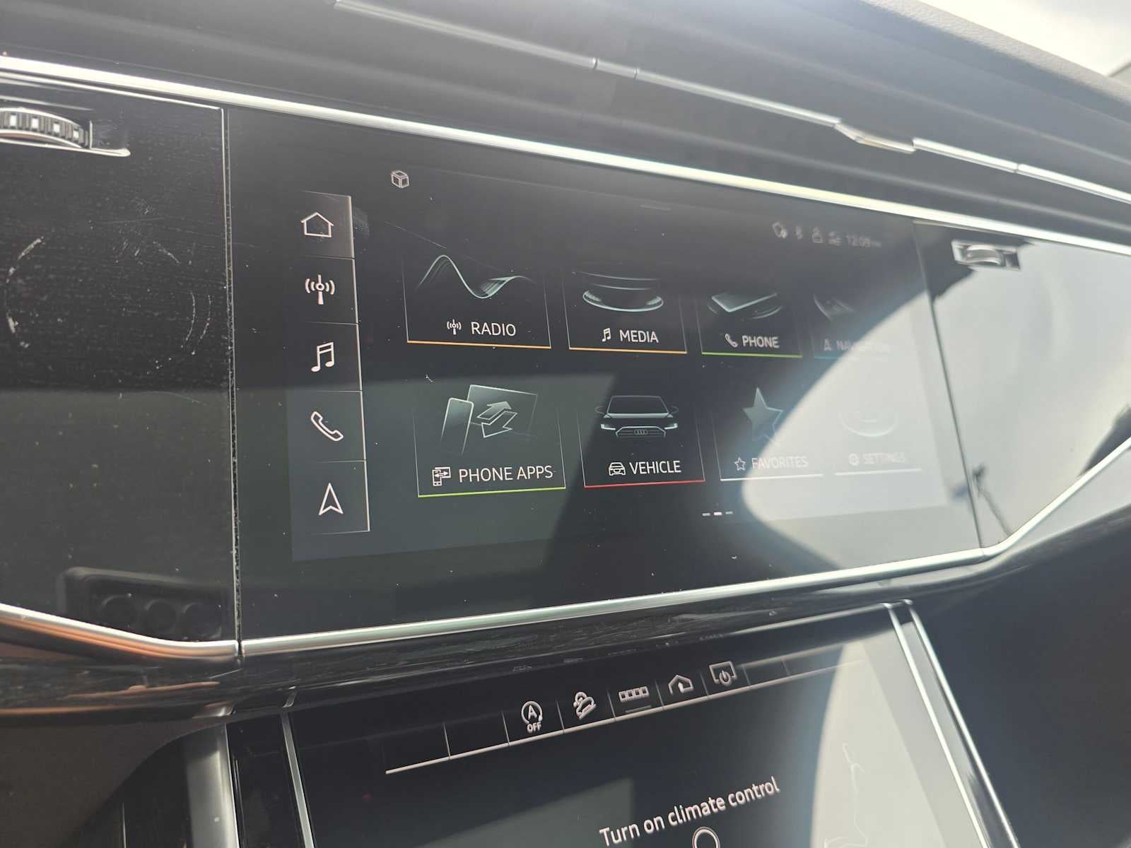 2023 Audi Q7 Premium