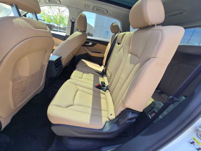 2023 Audi Q7 Premium
