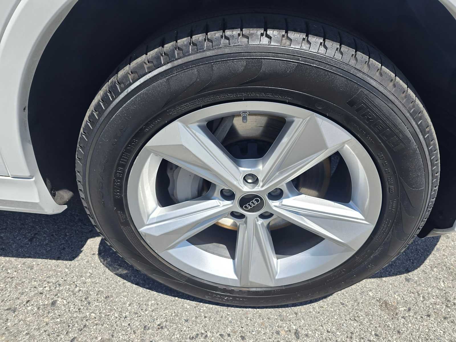 2023 Audi Q7 Premium