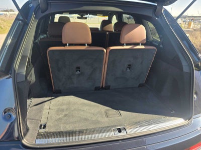 2025 Audi Q7 Premium