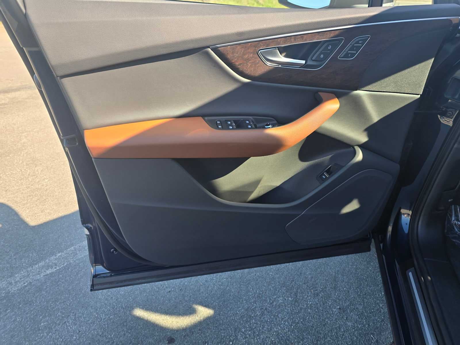 2025 Audi Q7 Premium