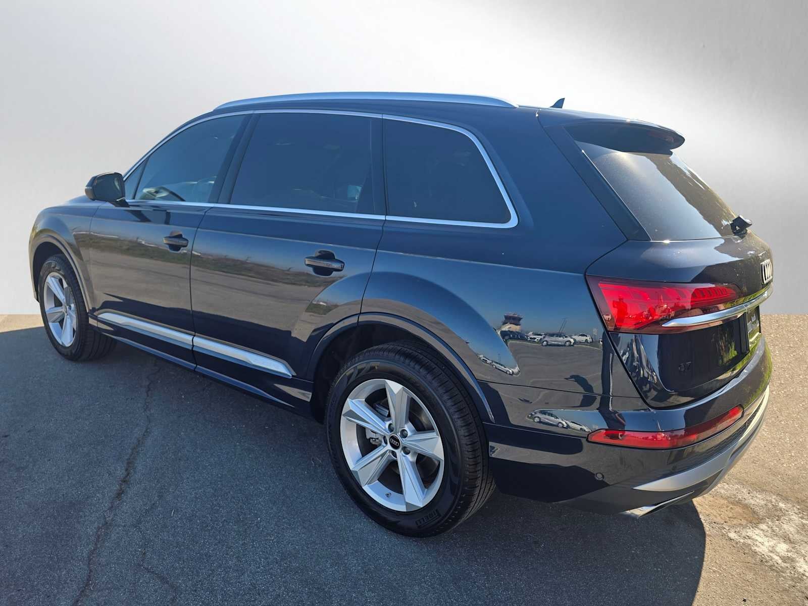 2025 Audi Q7 Premium