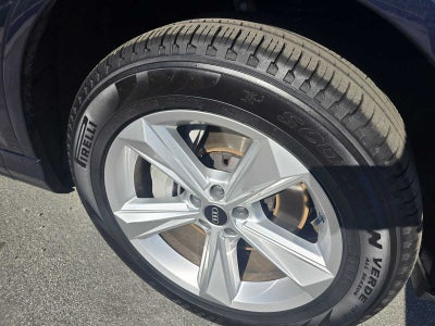 2025 Audi Q7 Premium