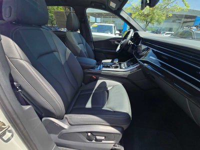 2025 Audi Q7 Premium