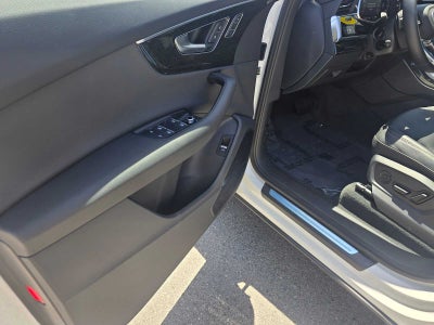2025 Audi Q7 Premium