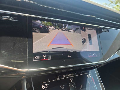 2025 Audi Q7 Premium