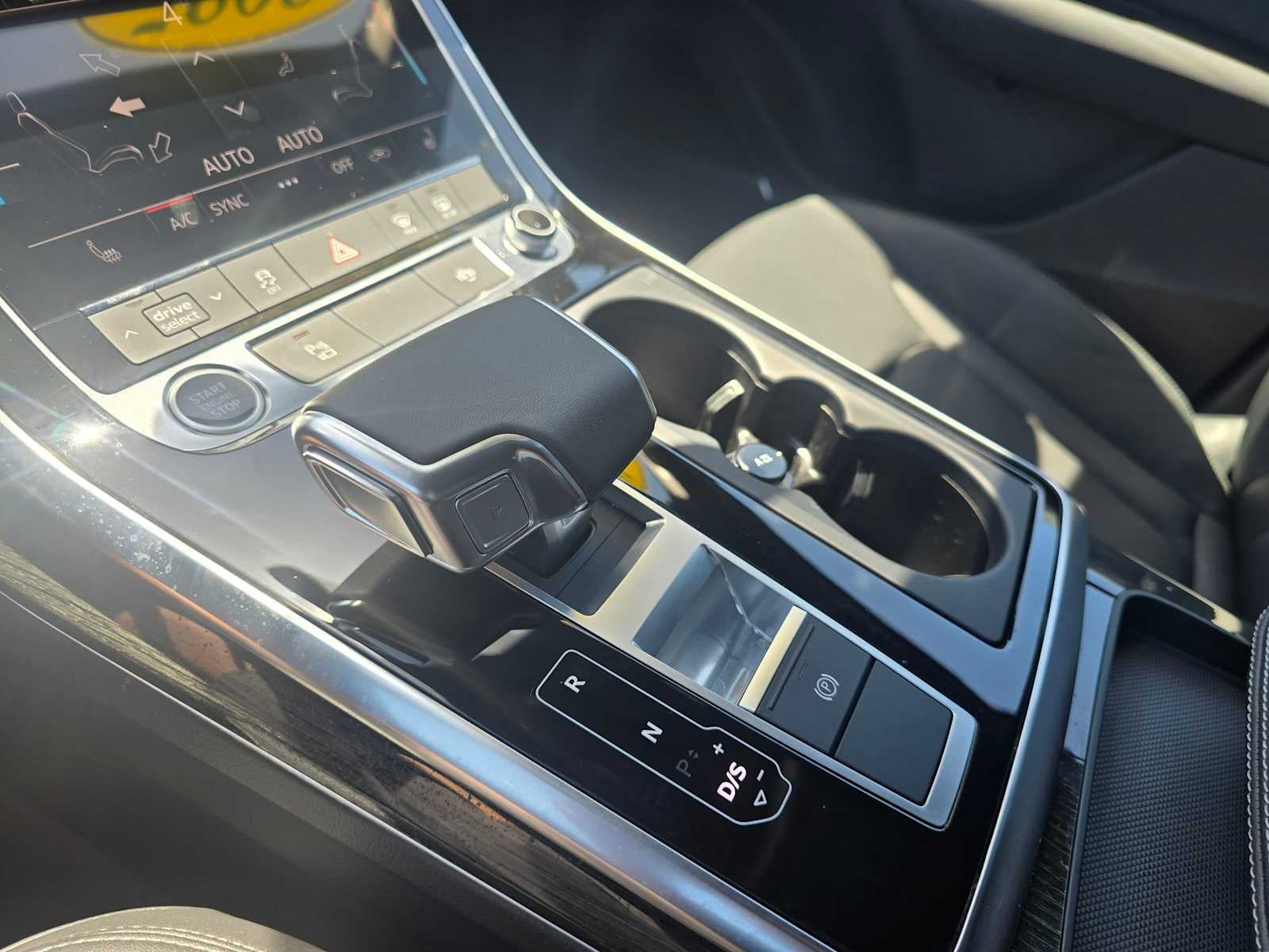 2025 Audi Q7 Premium