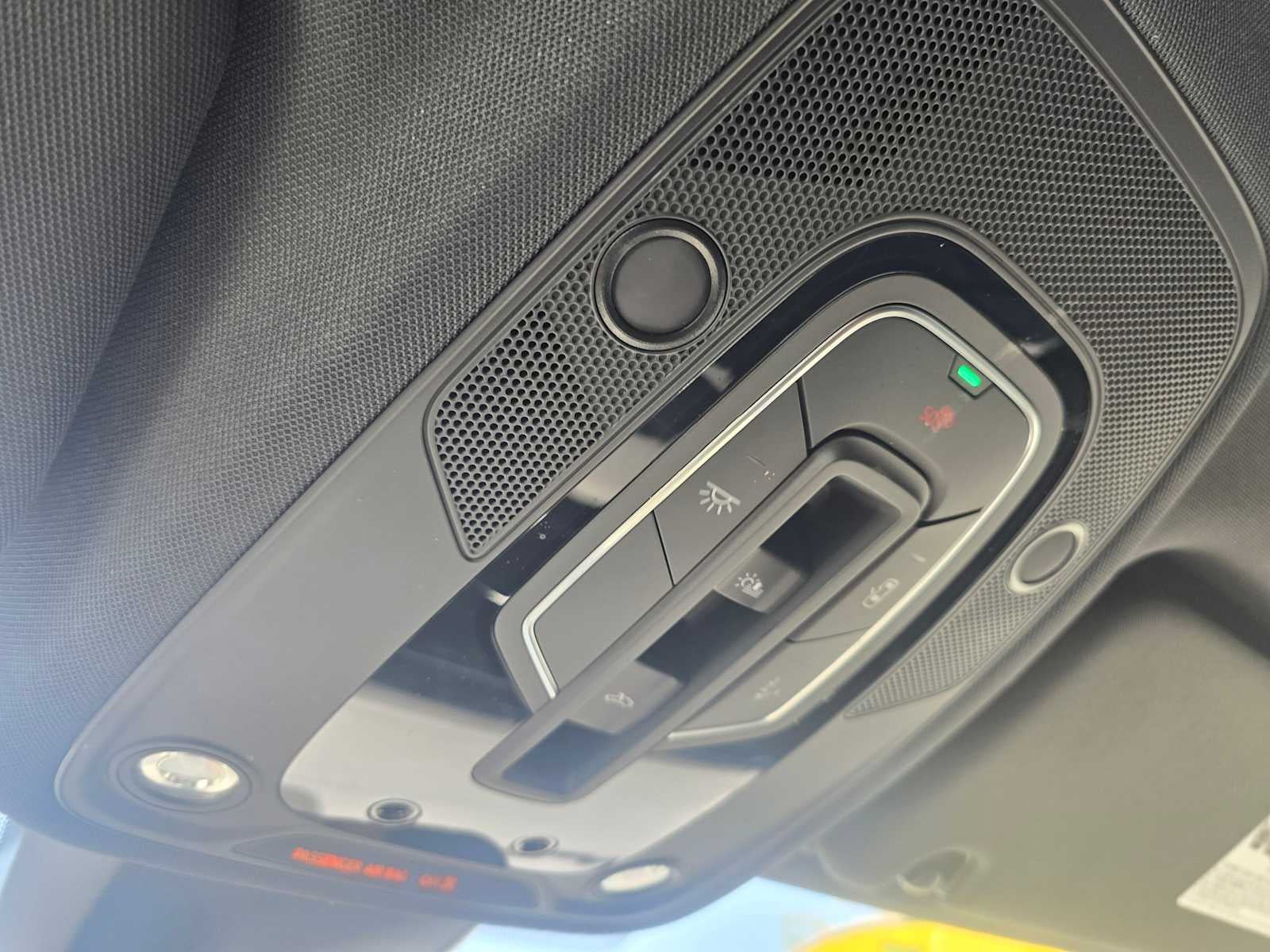 2025 Audi Q7 Premium