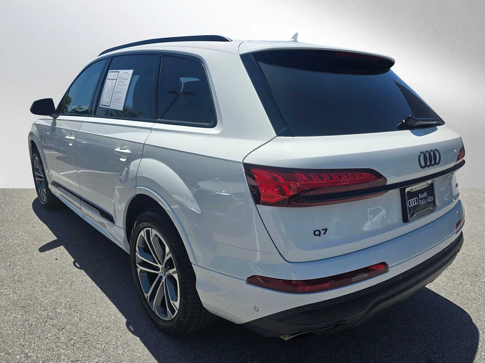 2025 Audi Q7 Premium